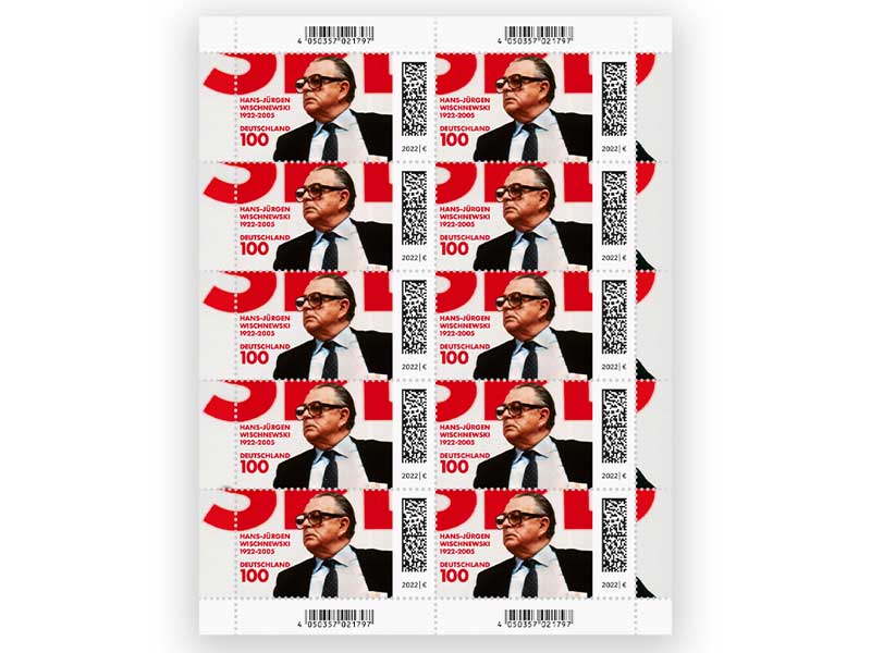 Porträt von Hans Jürgen Wischnewski aufgenommen am 17. Mai 1984 in Essen.