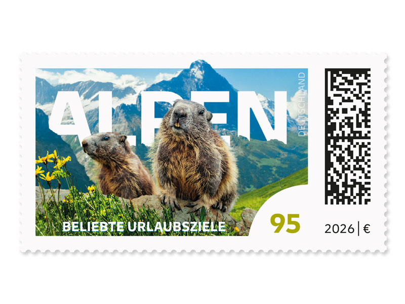 Murmeltiere vor dem Bergpanorama der Jungfrau Region